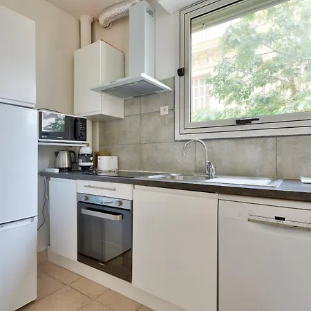 Vieux Avec Balcon A 1min De La Apartament Nicea